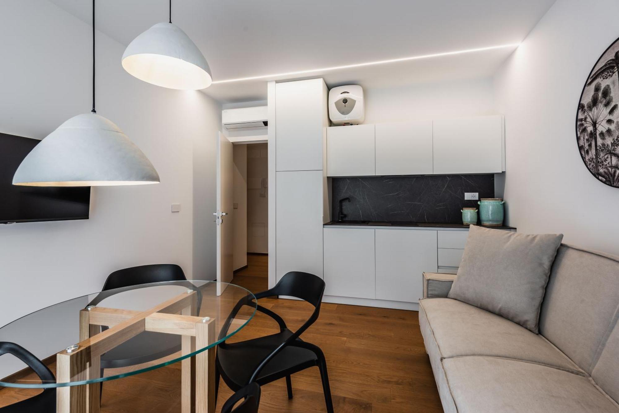 Ferrini Home - Riso 74 คาตาเนีย ภายนอก รูปภาพ
